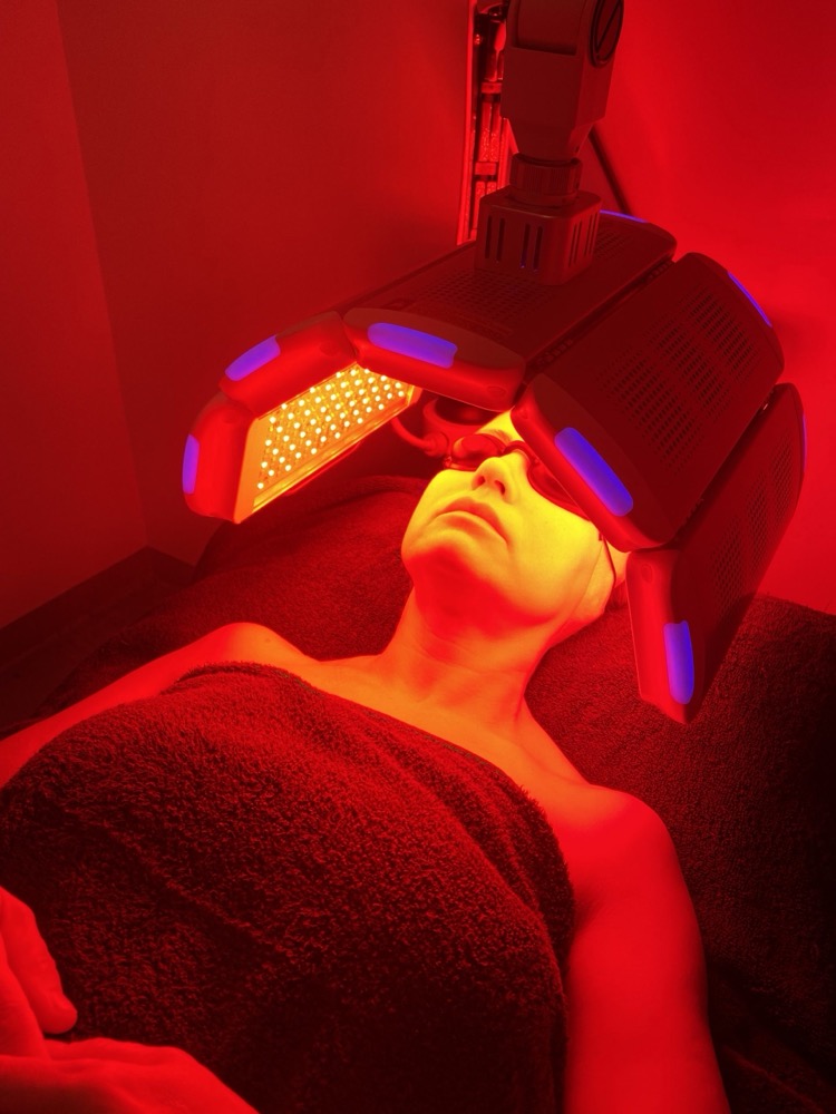 Red LED light facial treatment